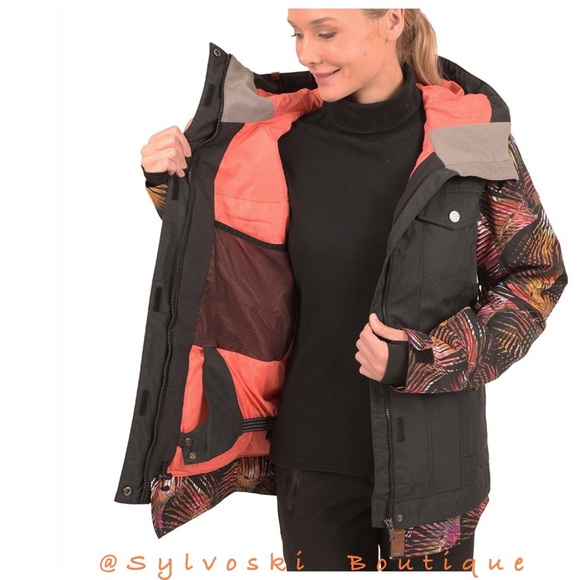 🔥 Roxy Cedar Insulated Snowboard NWT - Picture 10 of 13